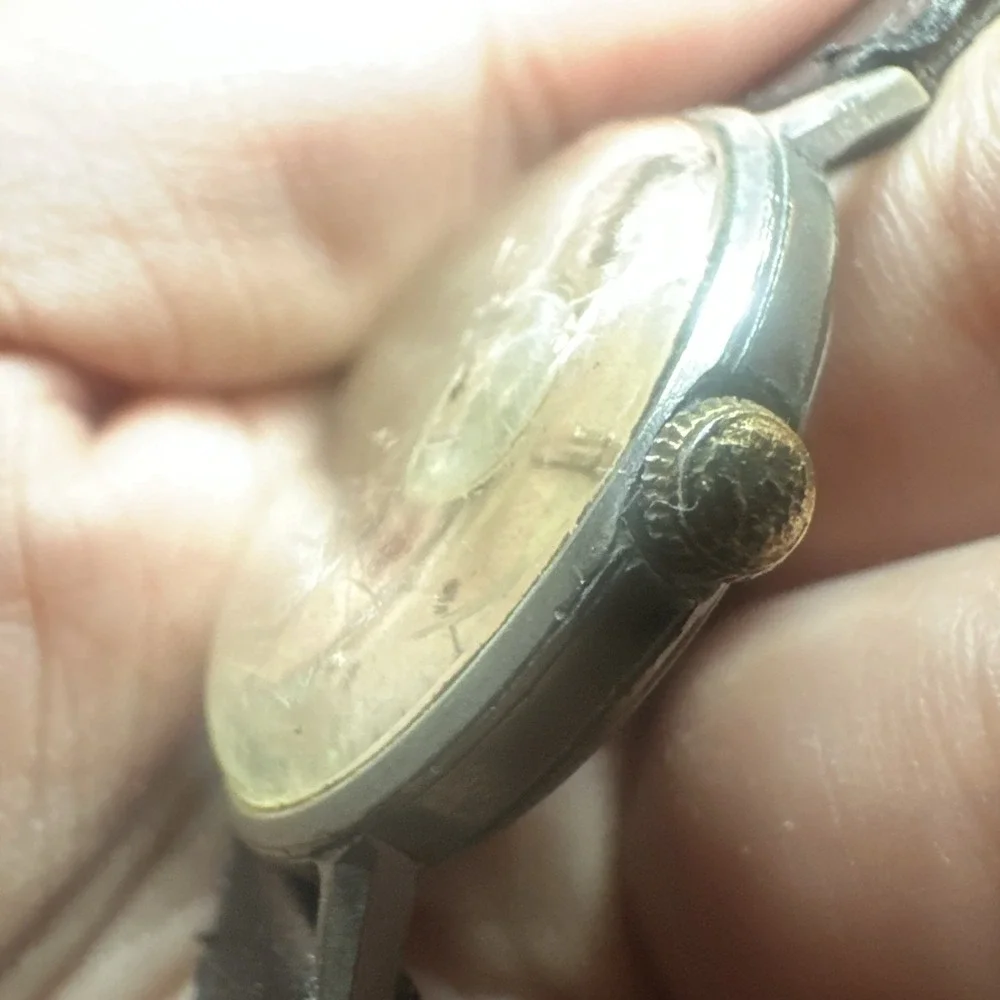 Working VTG 1967 Timex Marlin Dot-Dash Manual Wind Rare Watch 33mm -Bad Crystal
